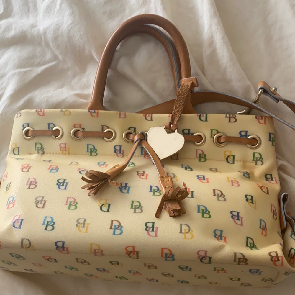 dooney and bourke purse